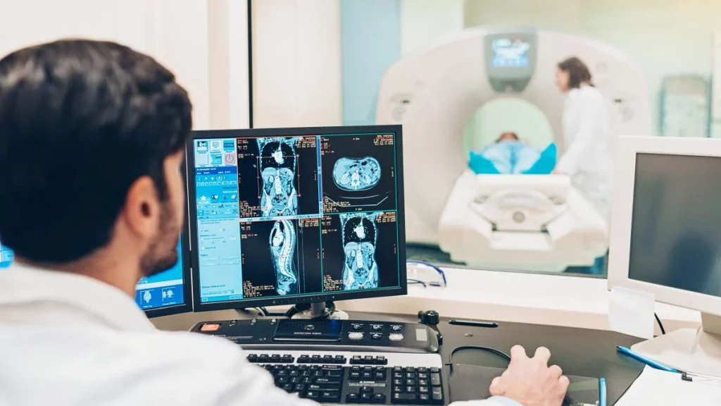 La IA que revoluciona la medicina: detecta enfermedades mirando el color de tu lengua con un 98% de precisión 2 Moncloa Un sistema muy completo
