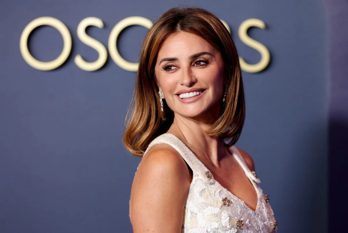 Penélope Cruz sigue esta técnica china para un rostro joven y luminoso: Ahora pruébala tú