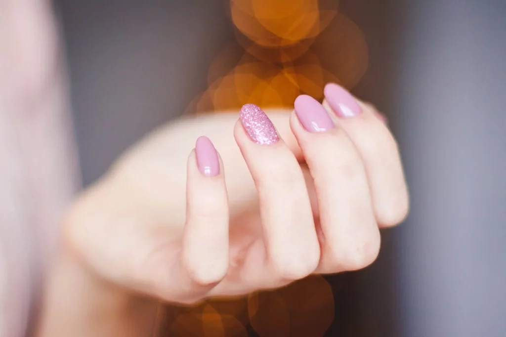 Mercadona tiene el color de esmalte de uñas qué se va a llevar este otoño 1 Moncloa pexels valeriya 939836 Moncloa
