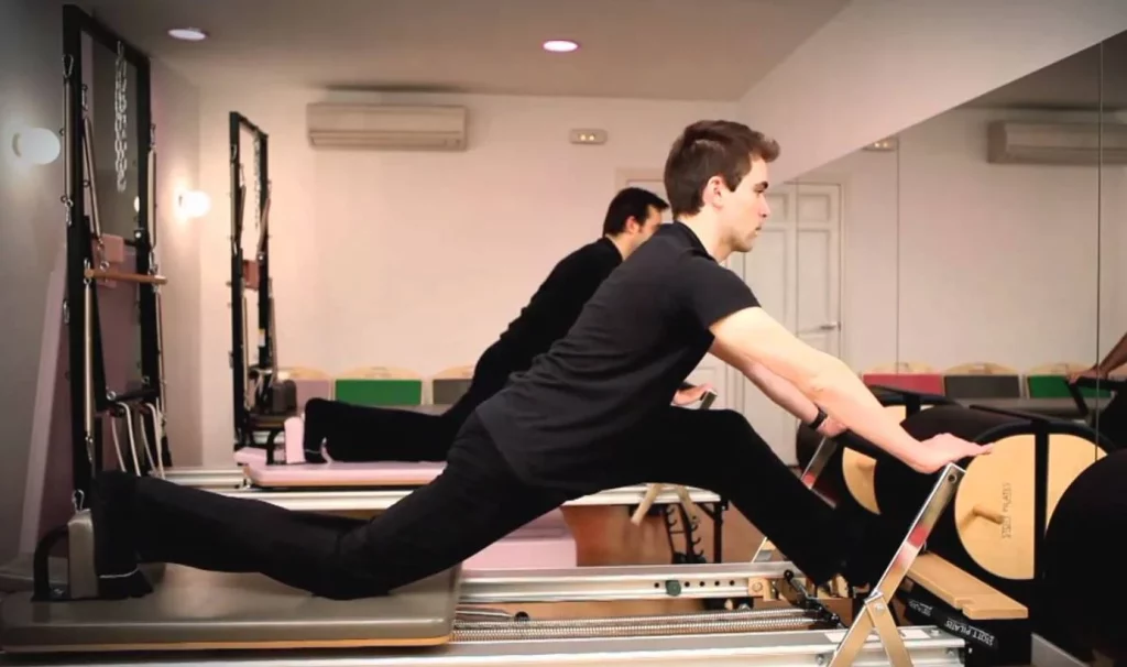 Un auténtico desafío para hombres: el ejercicio de pilates que supera los resultados de las pesas 1 Moncloa ¿Cuál es el ejercicio de pilates para hombres que es recomendado?