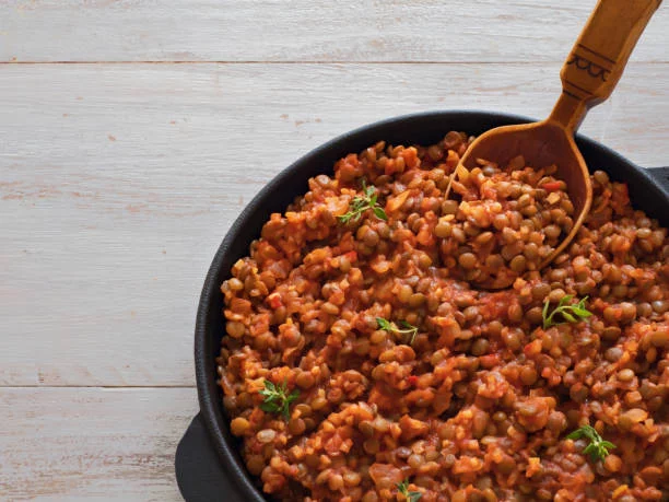Este ingrediente esencial falta en tu sofrito de lentejas, y es la clave para que queden perfectas