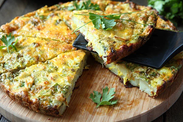 Tortilla de atún con verduras en Thermomix, lista en 20 minutos para una cena deliciosa y rápida 1 Moncloa Ingredientes frescos para una tortilla de atún perfecta