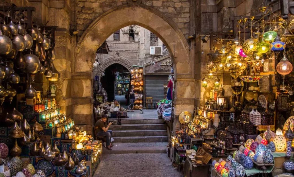 Esta oferta de viajes de El Corte Inglés para Egipto lo tiene todo: vuelos, 7 noches y crucero por el Nilo por 915 euros 2 Moncloa Todo lo que tienes que saber de Egipto de la mano de El Corte Inglés
