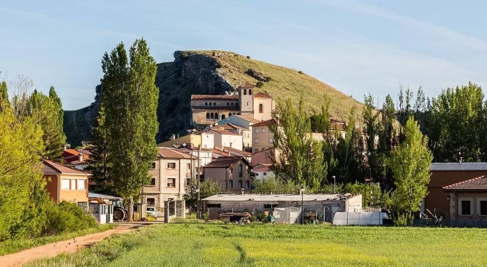 Los 3 pueblos vacíos perfectos para una escapada otoñal a solo 2 horas de Madrid