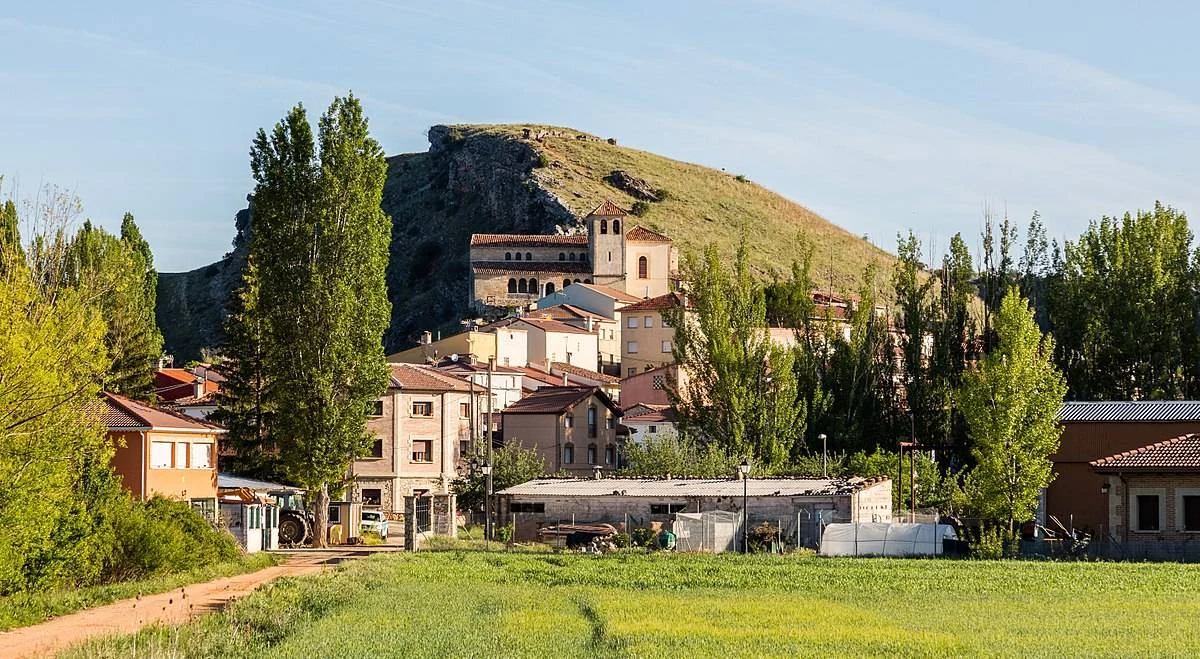 Los 3 pueblos vacíos perfectos para una escapada otoñal a solo 2 horas de Madrid