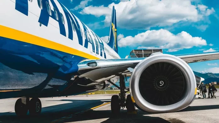 Ryanair impone restricciones a un objeto esencial que ya no podrás llevar en tus vuelos