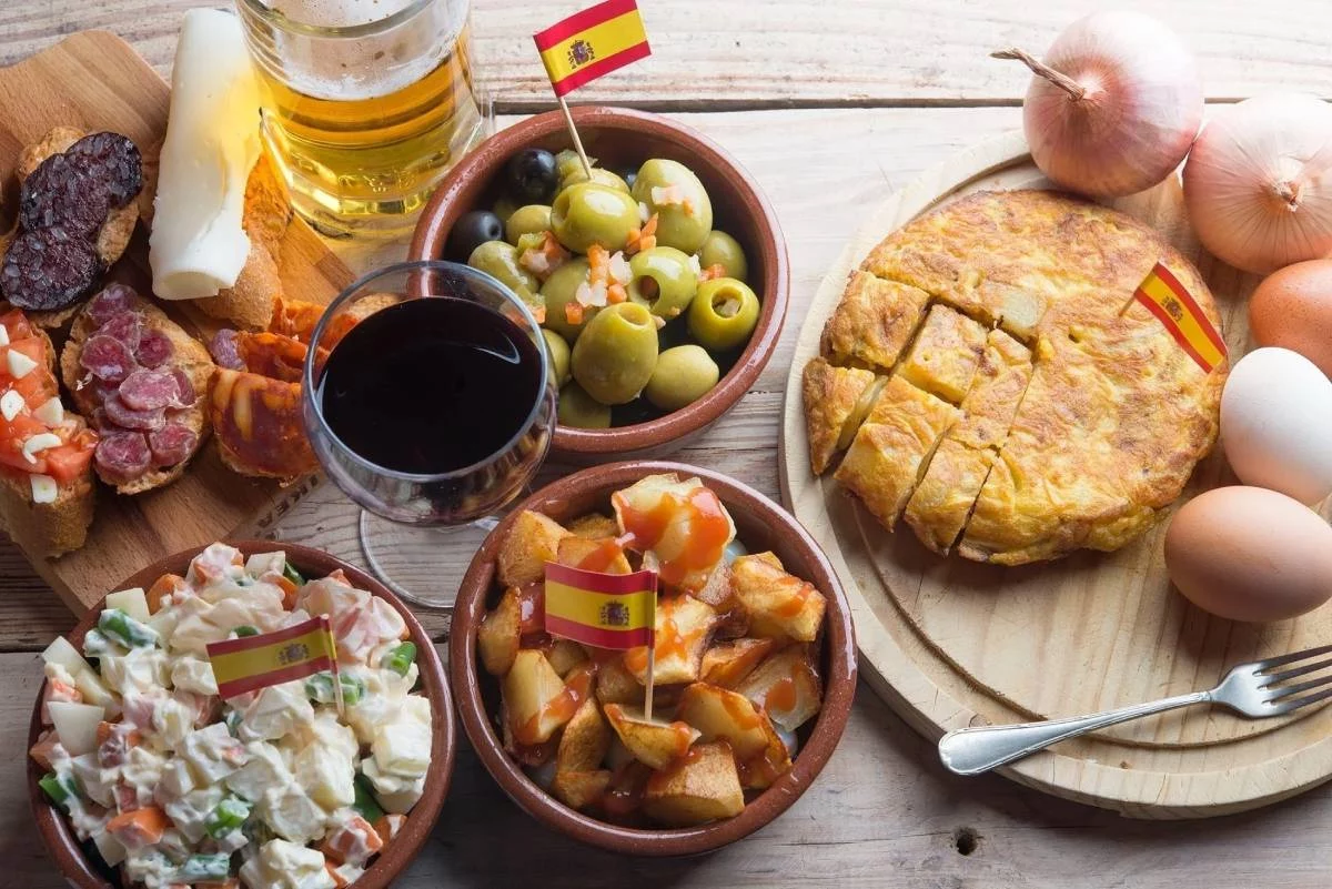 La tortilla de patatas pierde el primer puesto: el CIS revela el nuevo plato favorito de los españoles