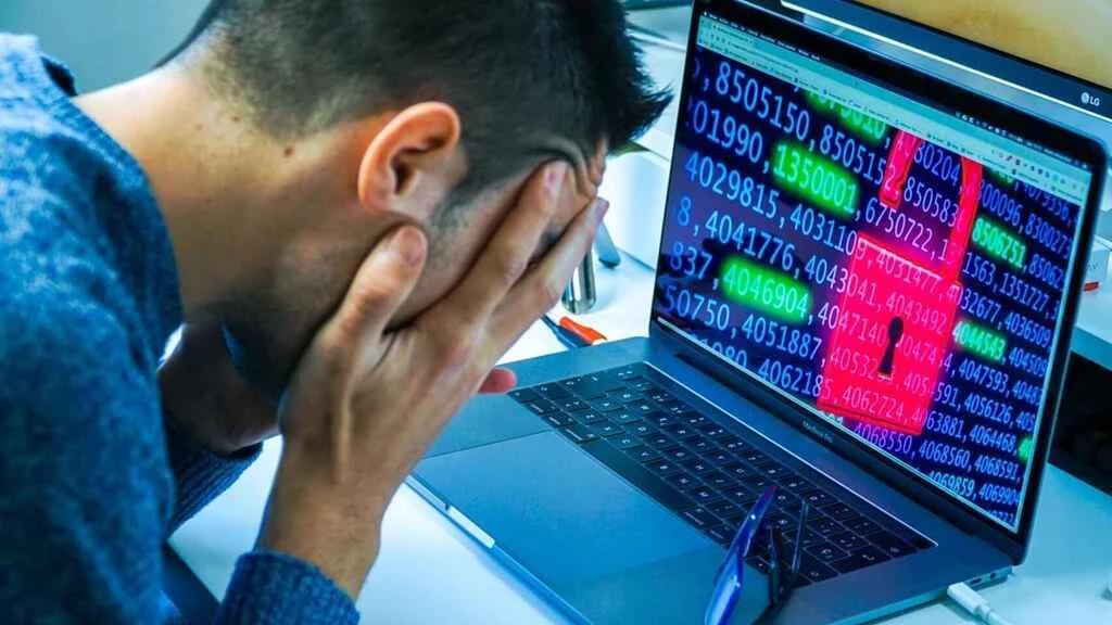 Estos datos personales tuyos están en la Dark web que deberían preocuparte 2 Moncloa Cuál es la herramienta de Google para detectar datos en la Dark Web