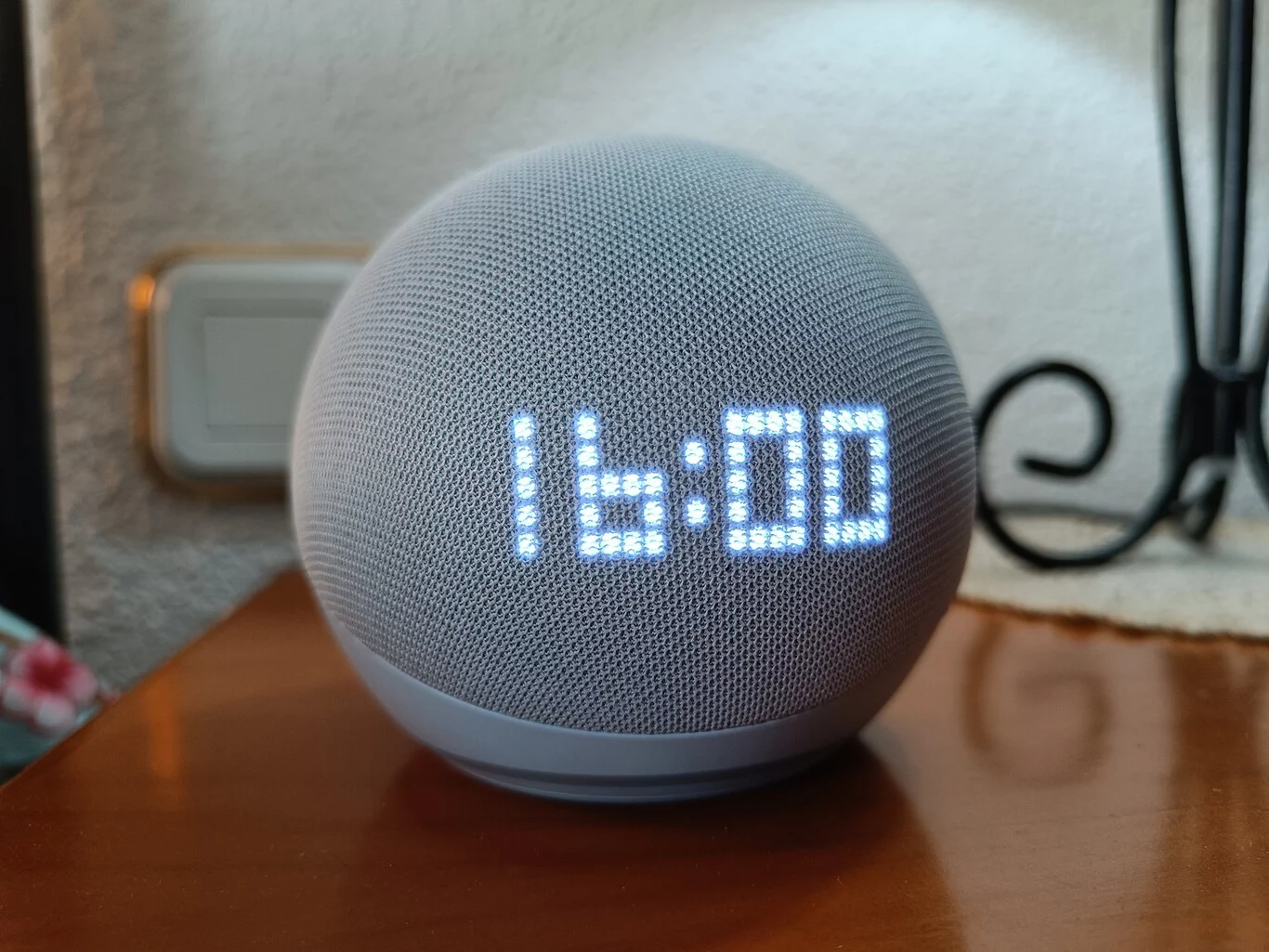 Cómo conectar el Echo Dot 5 con los dispositivos inteligentes de tu casa