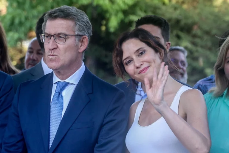 Los equipos de Ayuso y Feijóo unifican mensajes tras la caída de Cerdán