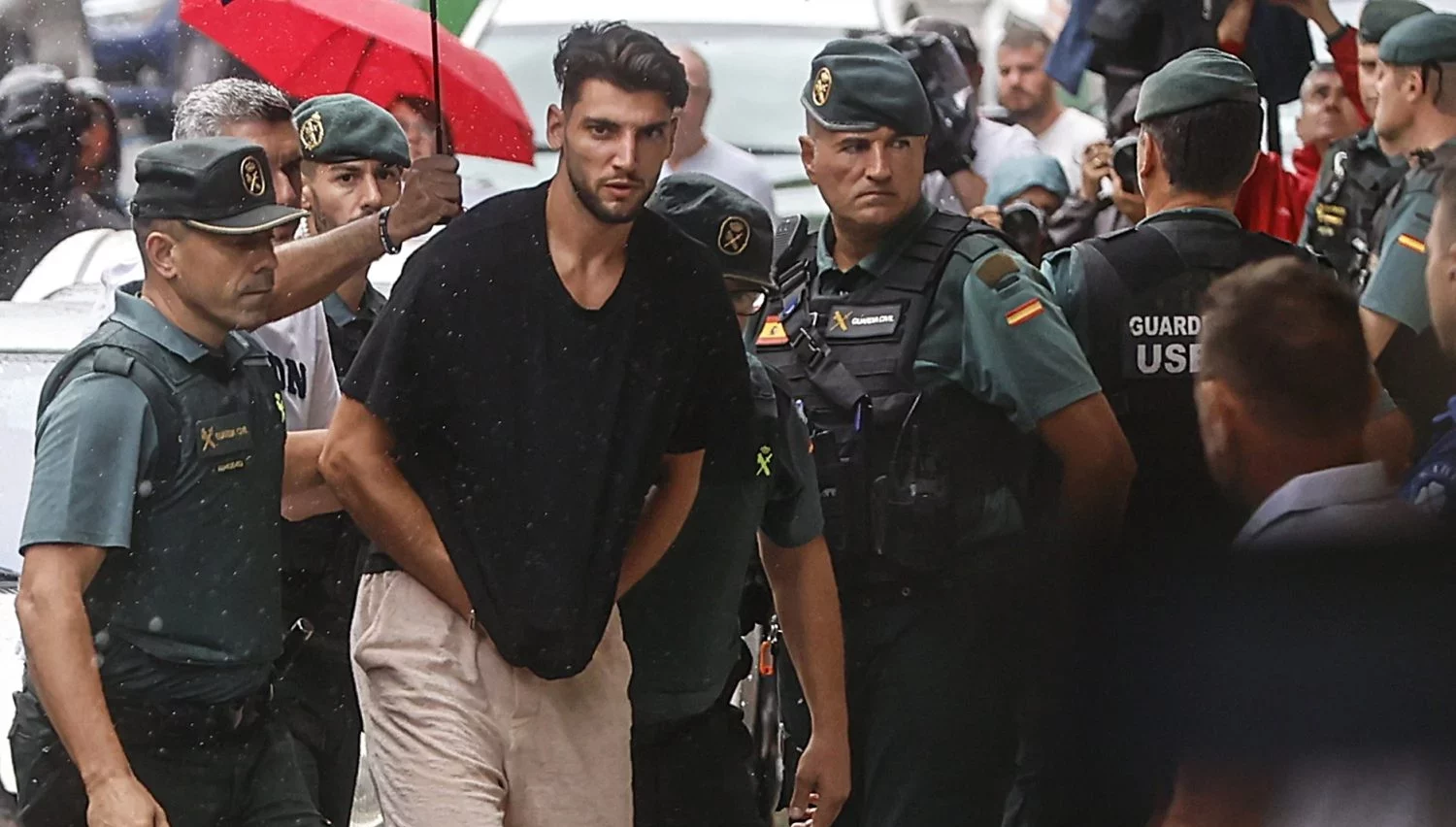 El futbolista Rafa Mir.