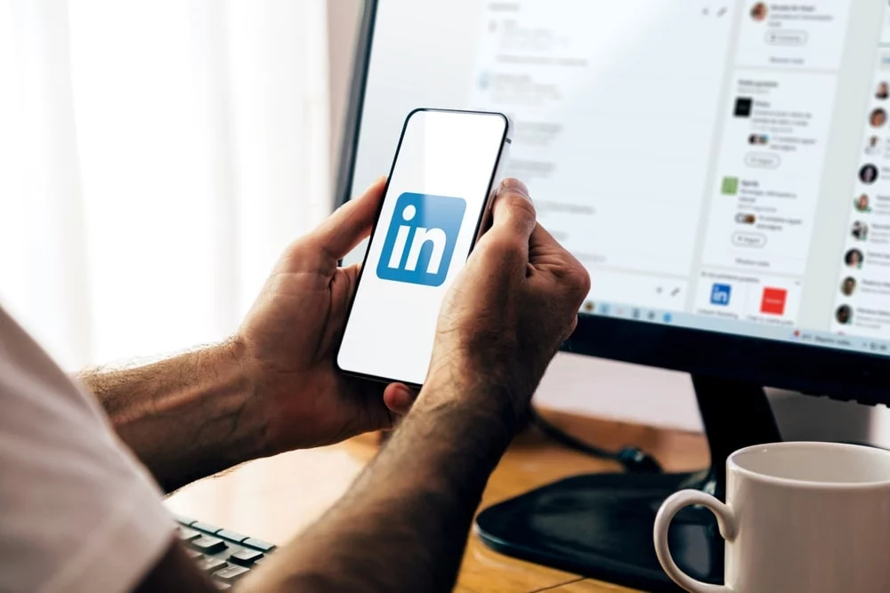 Estafa en LinkedIn: cuidado, te pueden robar todos tus datos personales mientras buscas trabajo 2 Moncloa Por qué no se debe oprimir algún enlace de LinkedIn antes de verificar