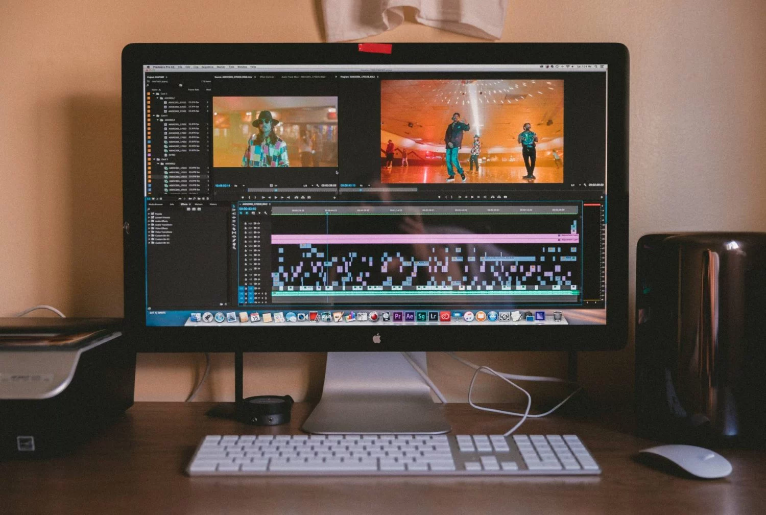 Adobe estrenará este año sus vídeos generados por IA, aunque rodeados por una controversia