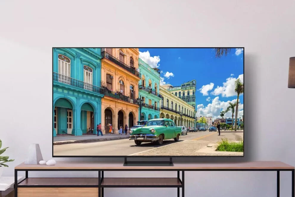 MediaMarkt desata el caos con un casi 40% de descuento en Neo QLED 8K IA 2024 1 Moncloa Diseño y calidad de imagen excepcional
