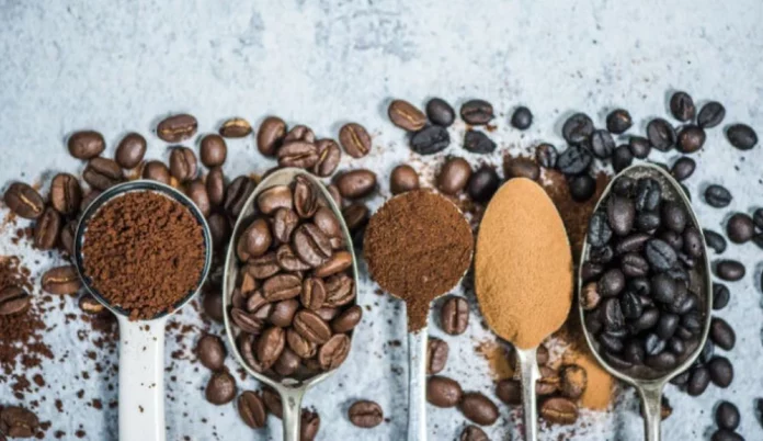 Estos 3 alimentos contienen cafeína y están perjudicando tu descanso sin que lo sepas