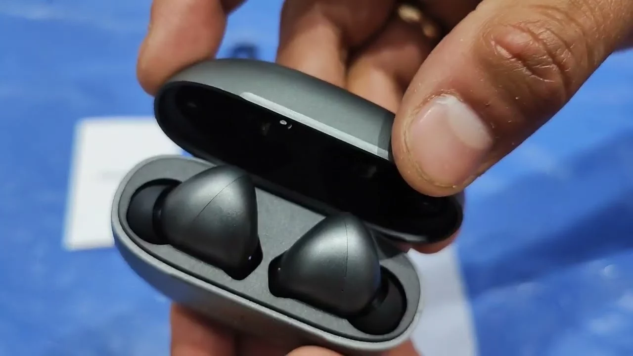 Los auriculares que sustituyen a los AirPods: 20 horas de batería y una cancelación de ruido insuperable