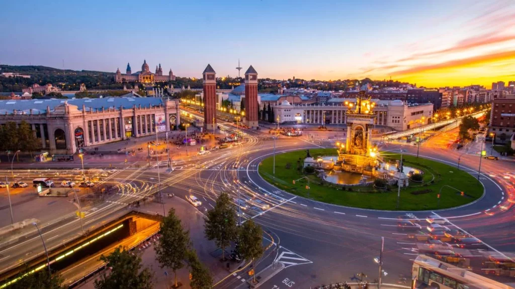 Las localidades españolas con peor valoración para vivir, según la OCU 2 Moncloa Barcelona, otra de las localidades que la OCU no recomienda