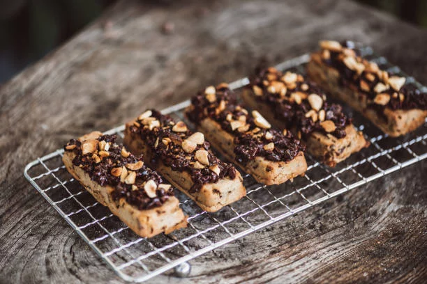 15 minutos y listo: barritas de proteína caseras con la Thermomix