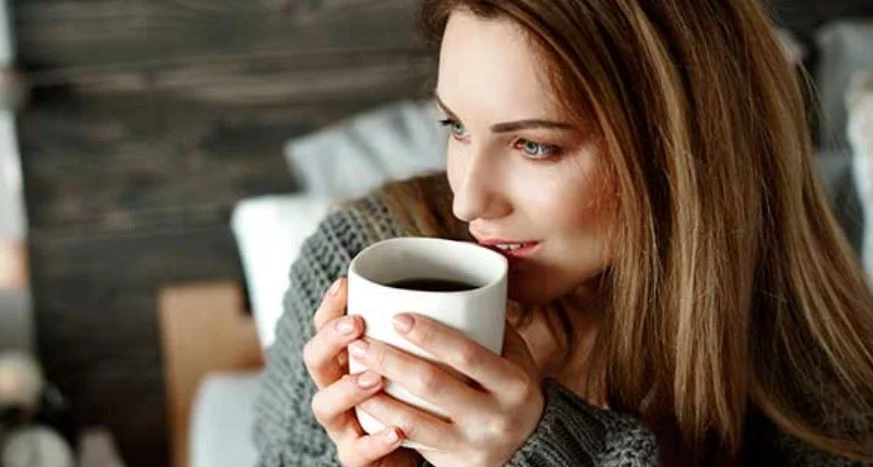 La elección del café que desafía lo que siempre creíste: Normal o descafeinado 2 Moncloa ¿Entonces, cuál café debemos elegir?