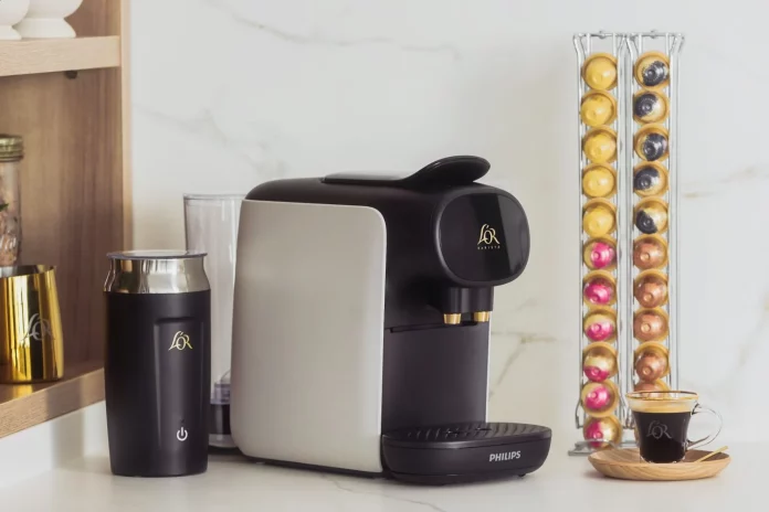 La cafetera top ventas de Philips se desploma un 46%: 19 bares de presión y 2 cafés por cápsula