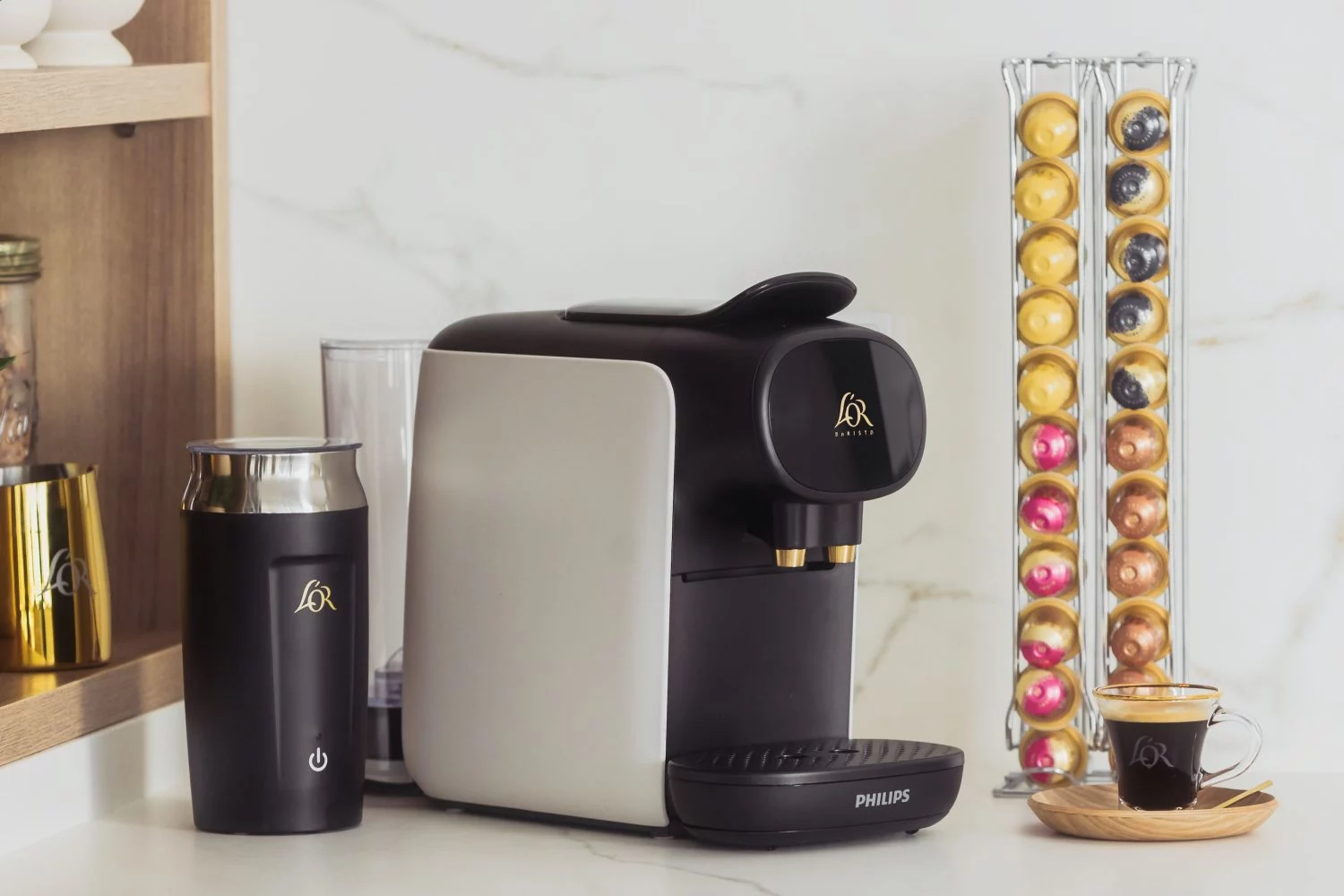 La cafetera top ventas de Philips se desploma un 46%: 19 bares de presión y 2 cafés por cápsula