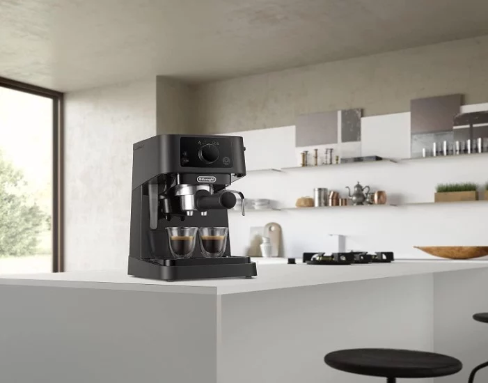 Dile adiós a las cápsulas y ahorra 60 euros con esta cafetera barista perfecta para tu hogar