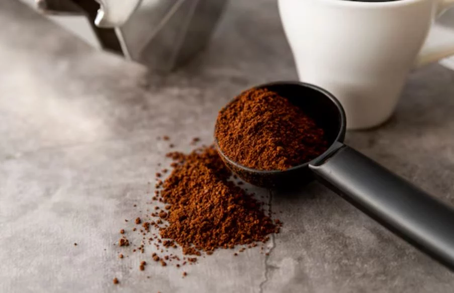 La nueva moda que se expande en España y pone en alerta a los médicos 1 Moncloa ¿Por qué es tan peligrosa la moda inhalar la cafeína en polvo?