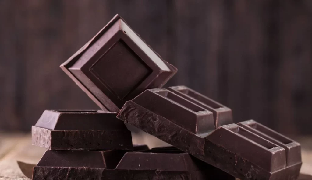 Olvida el burnout con este snack que el rey Felipe consume para aliviar el estrés 1 Moncloa Por estas razones el rey Felipe come chocolate