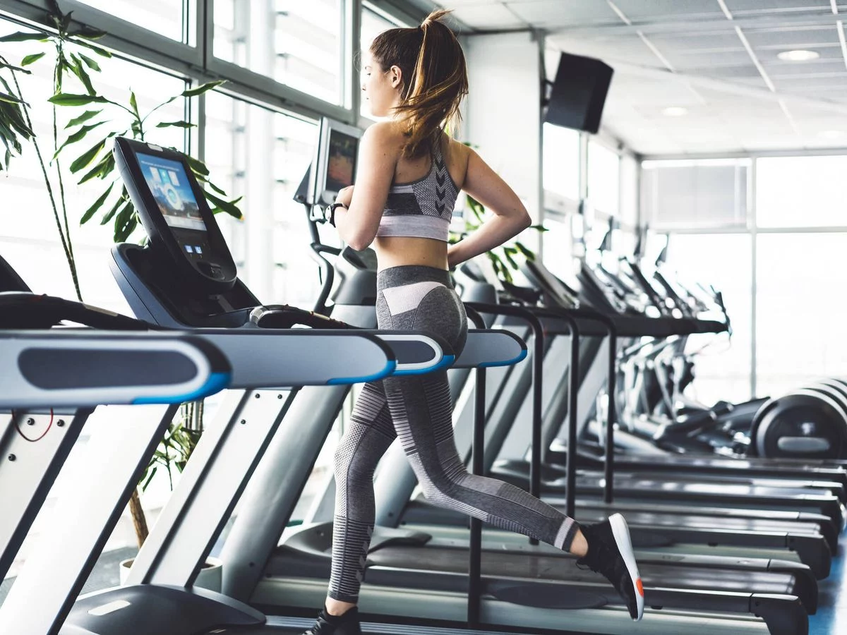 Consigue la cinta de andar de Lidl con un descuento brutal y olvídate del gimnasio en otoño