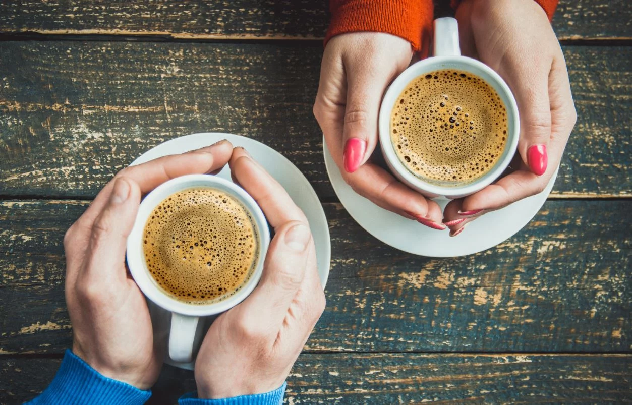 La elección del café que desafía lo que siempre creíste: Normal o descafeinado