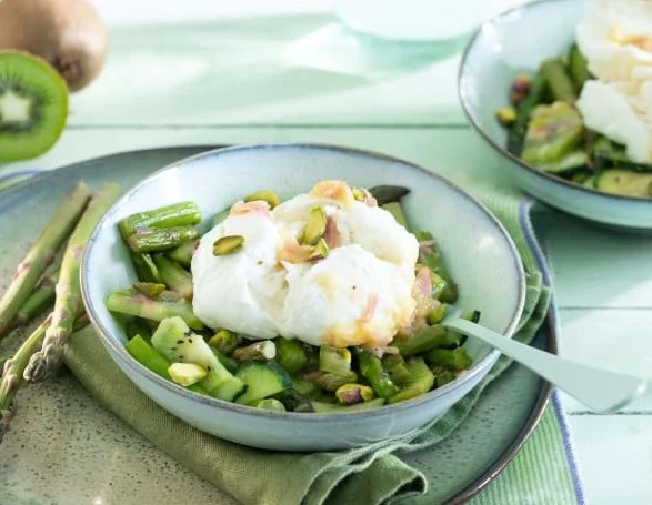Prepara en 5 minutos esta ensalada de espárragos con pistachos y mozzarella en Thermomix 2 Moncloa Aliño perfecto para potenciar los sabores