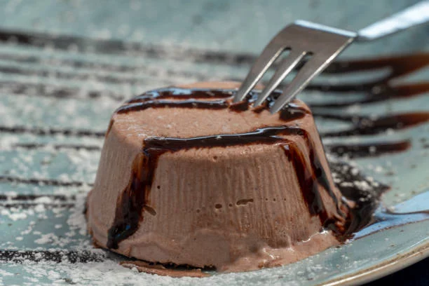 Flan vegano de café y chocolate: sin lácteos ni huevos y totalmente delicioso