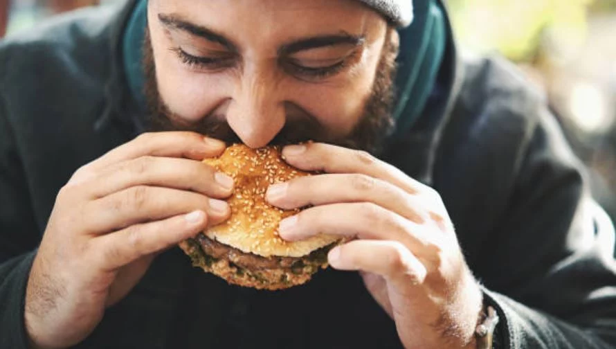 La comida de Lidl que parece saludable, pero que los nutricionistas no recomiendan 2 Moncloa ¿Qué dicen los nutricionistas sobre estas hamburguesas de Lidl?