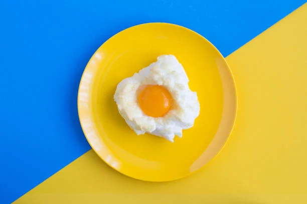 Prepara los huevos nube más fotogénicos para un desayuno digno de Instagram