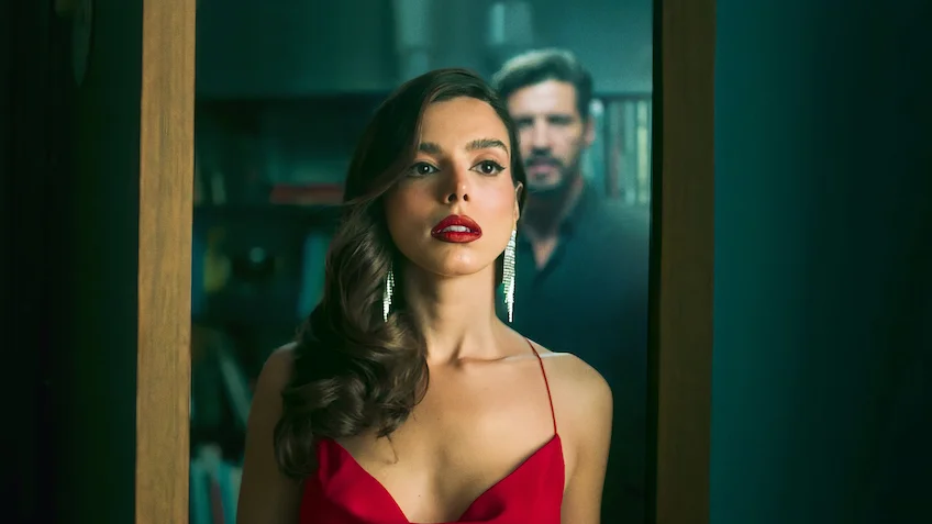 98 minutos de intriga y erotismo en la película brasileña más comentada de Netflix 4 Moncloa ¿Quién está detrás de este exitoso film de Netflix?