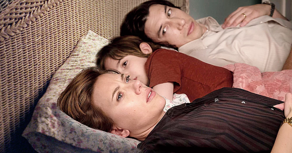 Netflix tiene una joya nominada a 6 Óscars que te desgarrará el corazón 1 Moncloa Scarlett Johansson y Adam Drive arrancan los corazones de los usuarios de Netflix