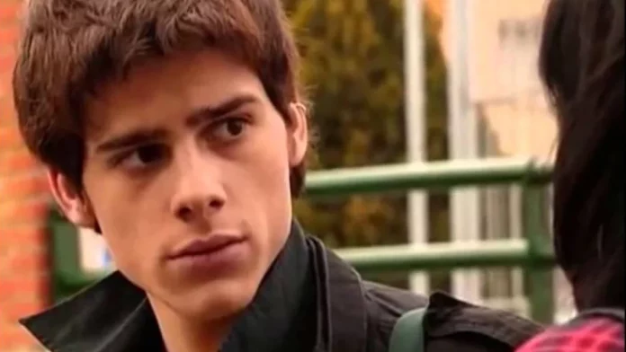 Óscar Sinela recurre al contenido “prohibido” tras su paso por “Física o Química”
