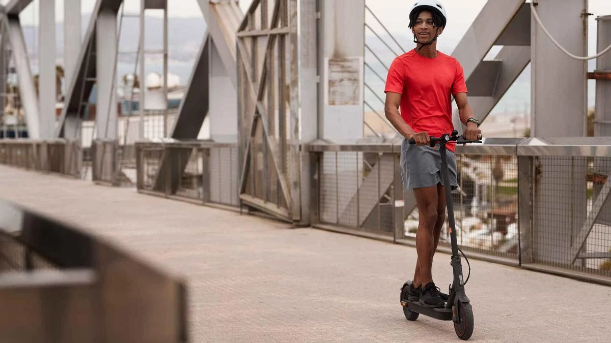 La DGT lanza un aviso clave para los usuarios de patinetes eléctricos en España