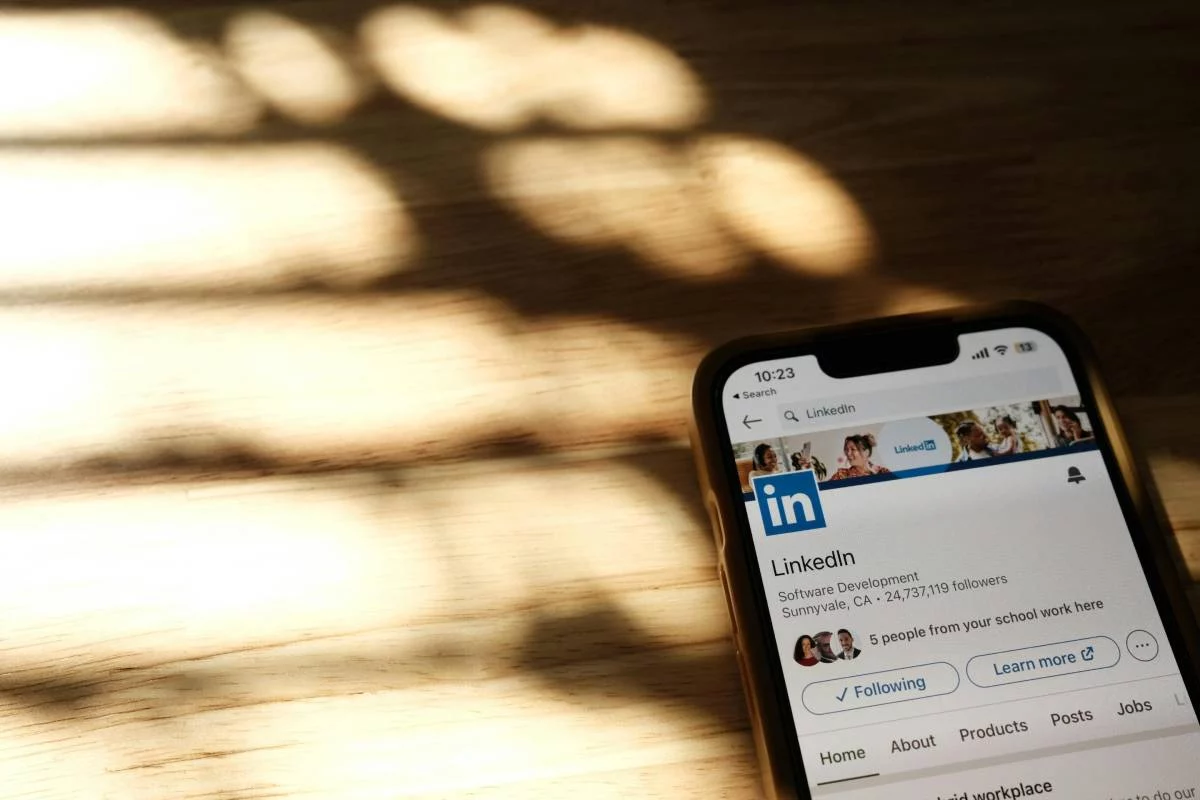 El truco definitivo para conseguir empleo en LinkedIn de manera rápida y efectiva