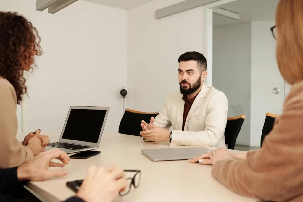 Evita esta frase si quieres pasar una entrevista de trabajo 1 Moncloa Cuál es la frase que una persona no debe decir en una entrevista laboral