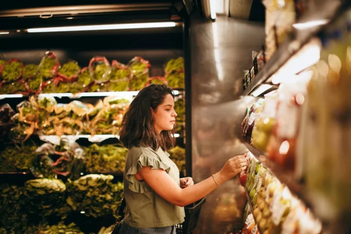 Madrid estrena un supermercado que desafía a Lidl y Aldi con productos a 1 y 2 euros
