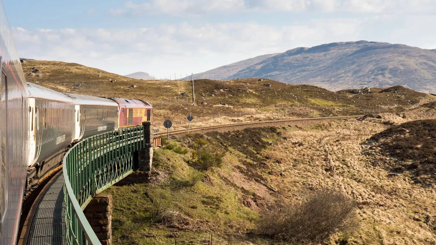 El viaje nocturno secreto: duerme en tren y despierta en un paraíso europeo