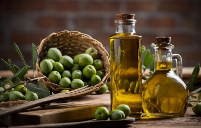 El truco para saber si un aceite de oliva es de calidad: fíjate en este detalle
