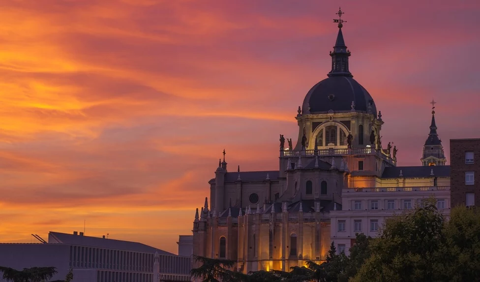 turistas que visitan España