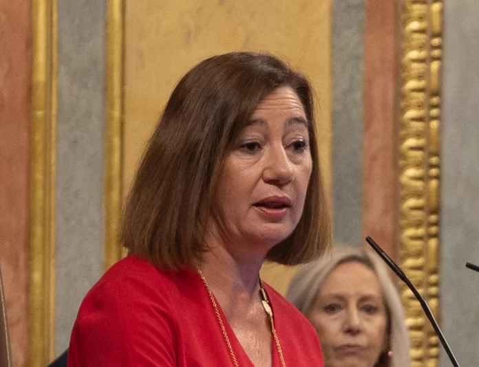 Francina Armengol, presidenta del Congreso, se negó a parar el pleno y lanzó la votación para cambiar el Consejo de RTVE con más de 70 muertos en Valencia