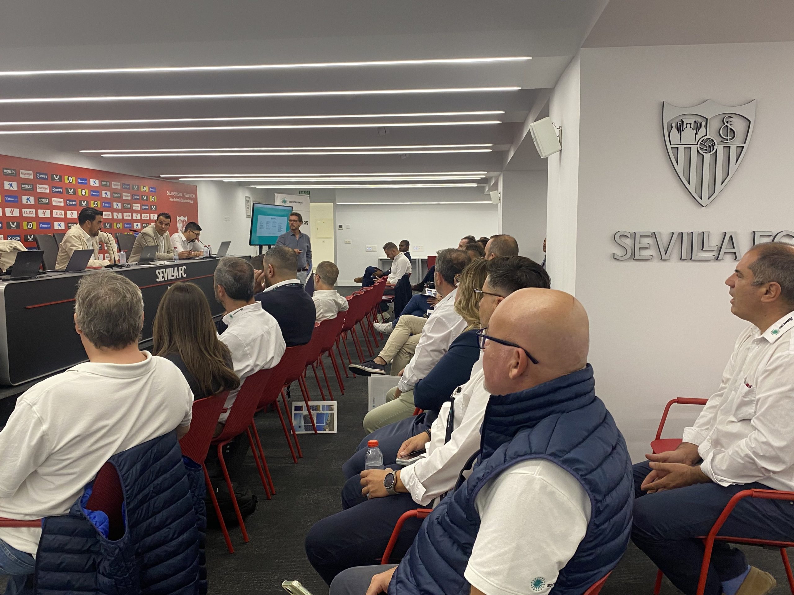 Social Energy® celebra su crecimiento interanual en el Estadio Ramón Sánchez Pizjuán 1 Moncloa IMG 8420 scaled Moncloa