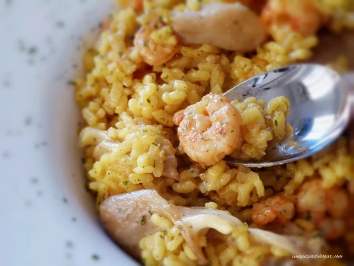 Esta es la nueva receta gallega de arroz meloso con gambas y sepia que supera a la paella 2 Moncloa EL PASO A PASO PARA UN ARROZ MELOSO PERFECTO