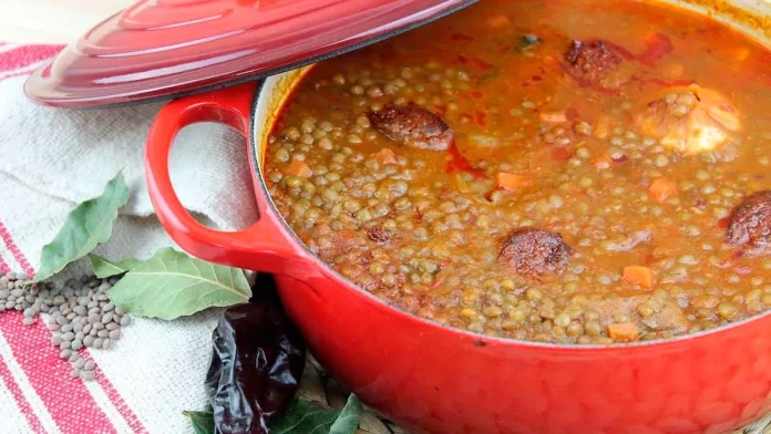 El ingrediente secreto que usan las abuelas malagueñas para unas lentejas espectaculares