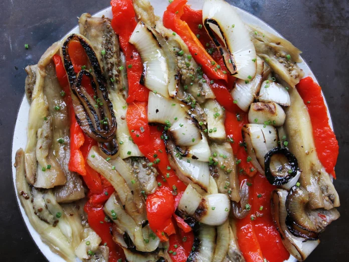 La receta definitiva de escalivada catalana, auténtica, fácil y saludable