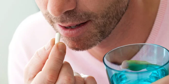 Efectos secundarios del ibuprofeno que debes conocer, incluido el dolor de estómago